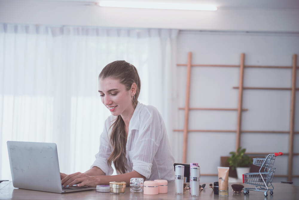 woman on laptop